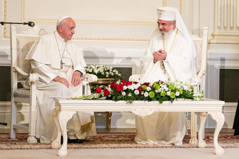 Papa-Francisc-la-palatul-patriarhiei-123